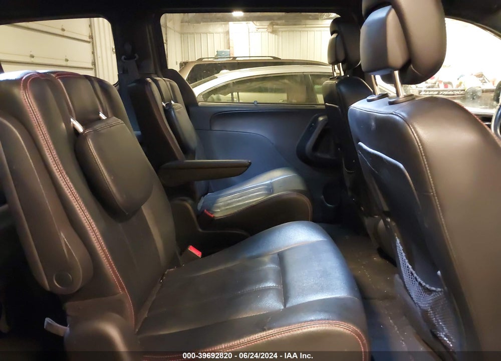 2018 DODGE GRAND CARAVAN GT VIN: 2C4RDGEG0JR195907