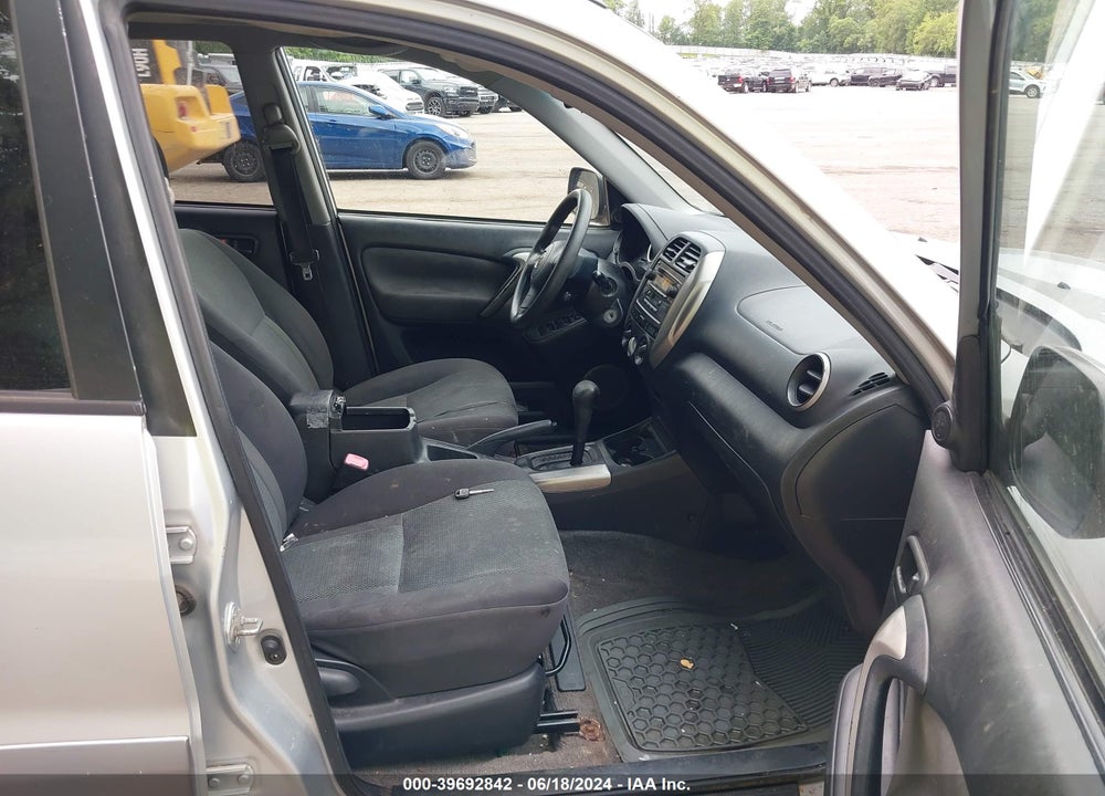2004 TOYOTA RAV4 VIN: JTEGD20V940029752