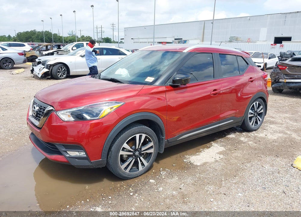 2019 NISSAN KICKS SR VIN: 3N1CP5CUXKL558466