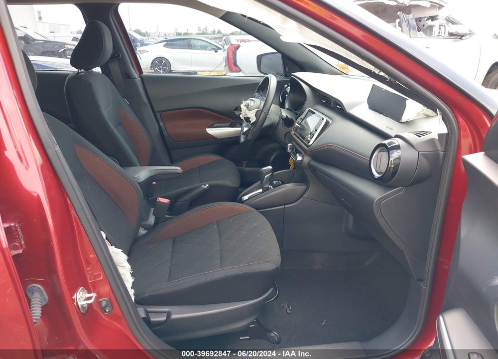 2019 NISSAN KICKS SR VIN: 3N1CP5CUXKL558466