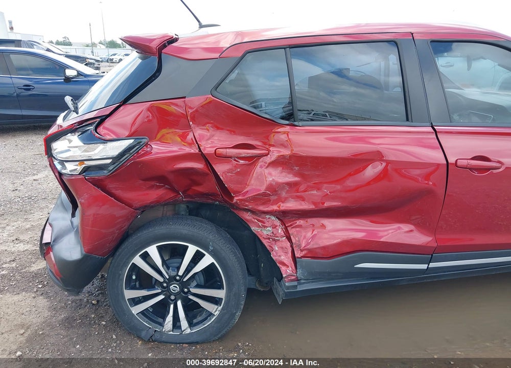2019 NISSAN KICKS SR VIN: 3N1CP5CUXKL558466