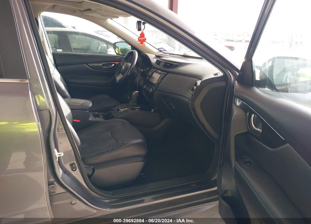 2017 NISSAN ROGUE VIN: 5N1AT2MV9HC839132