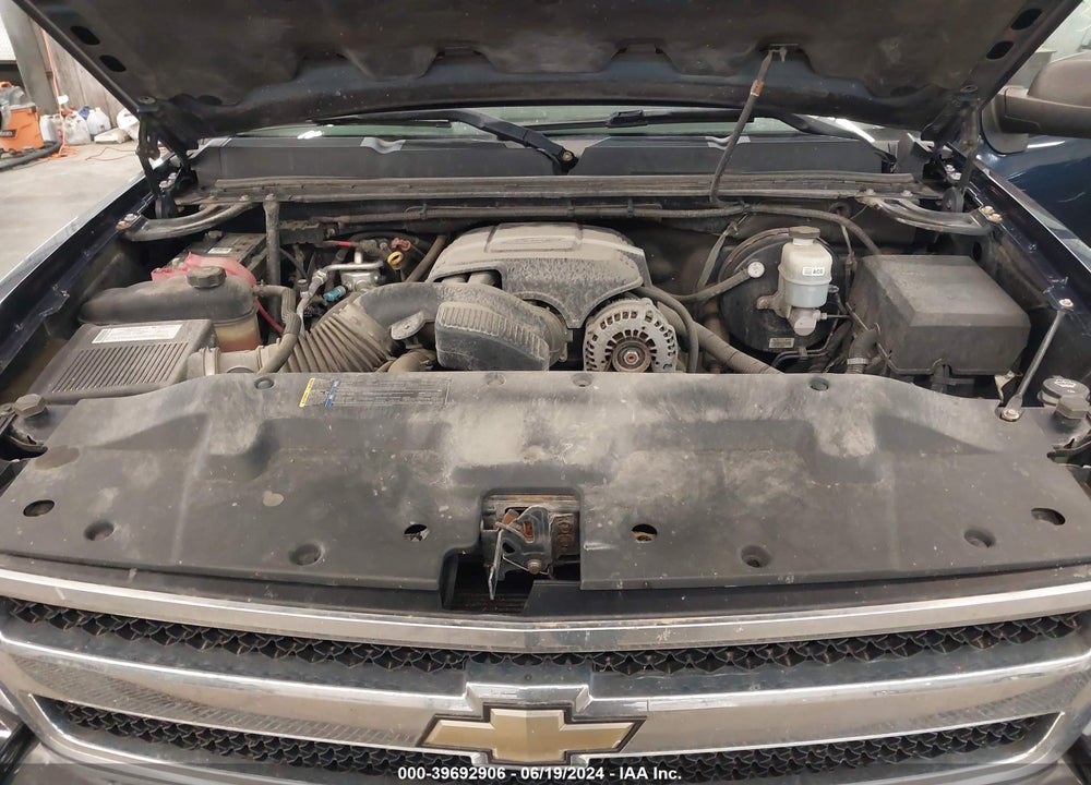 2008 CHEVROLET SILVERADO 1500 LT2 VIN: 2GCEK19J581215326