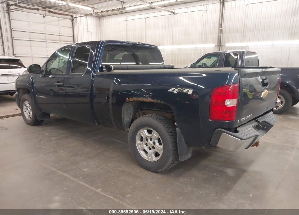 2008 CHEVROLET SILVERADO 1500 LT2 VIN: 2GCEK19J581215326