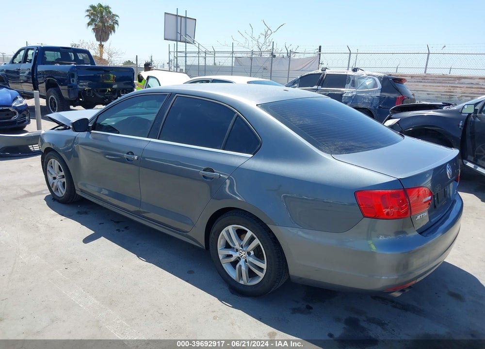 2013 VOLKSWAGEN JETTA 2.5L SE VIN: 3VWDP7AJ5DM433858