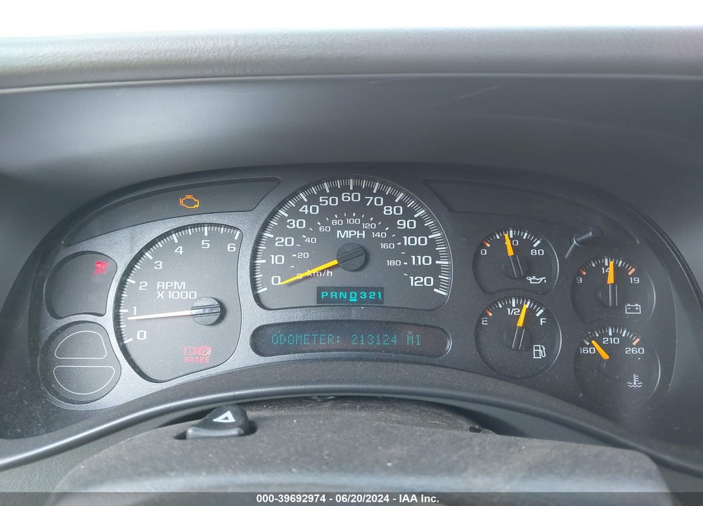 2005 CHEVROLET TAHOE LS VIN: 1GNEK13V95J128078