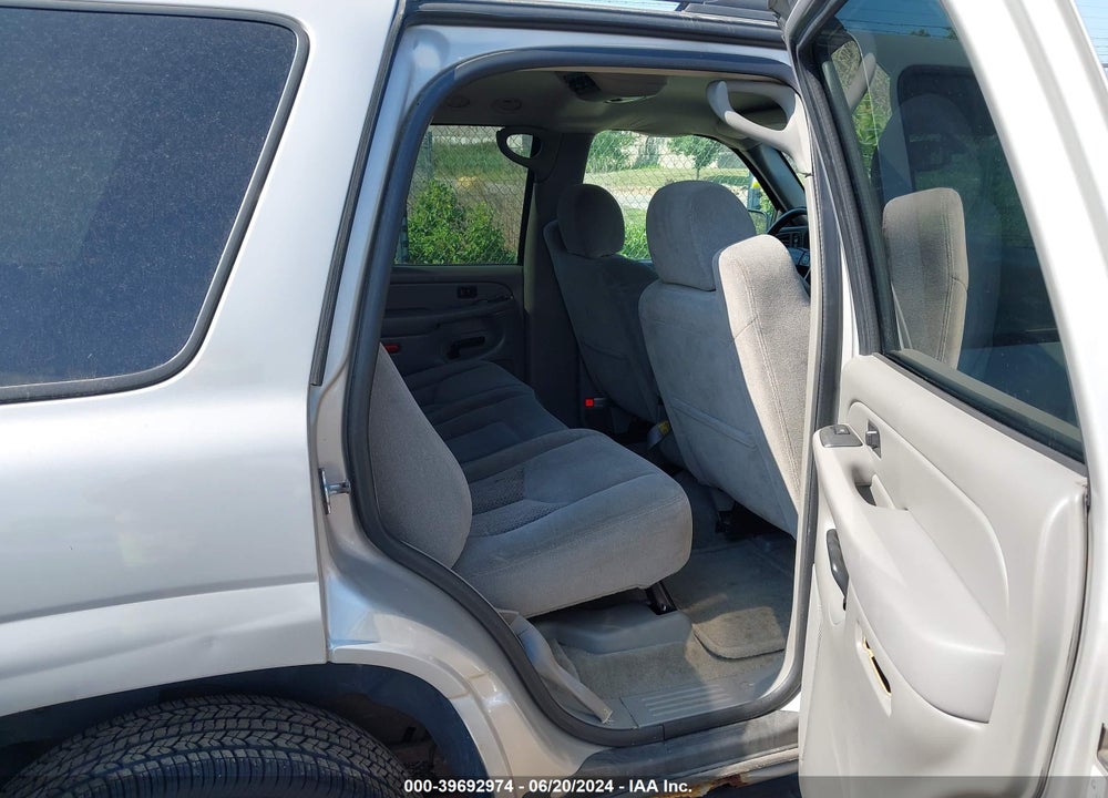 2005 CHEVROLET TAHOE LS VIN: 1GNEK13V95J128078