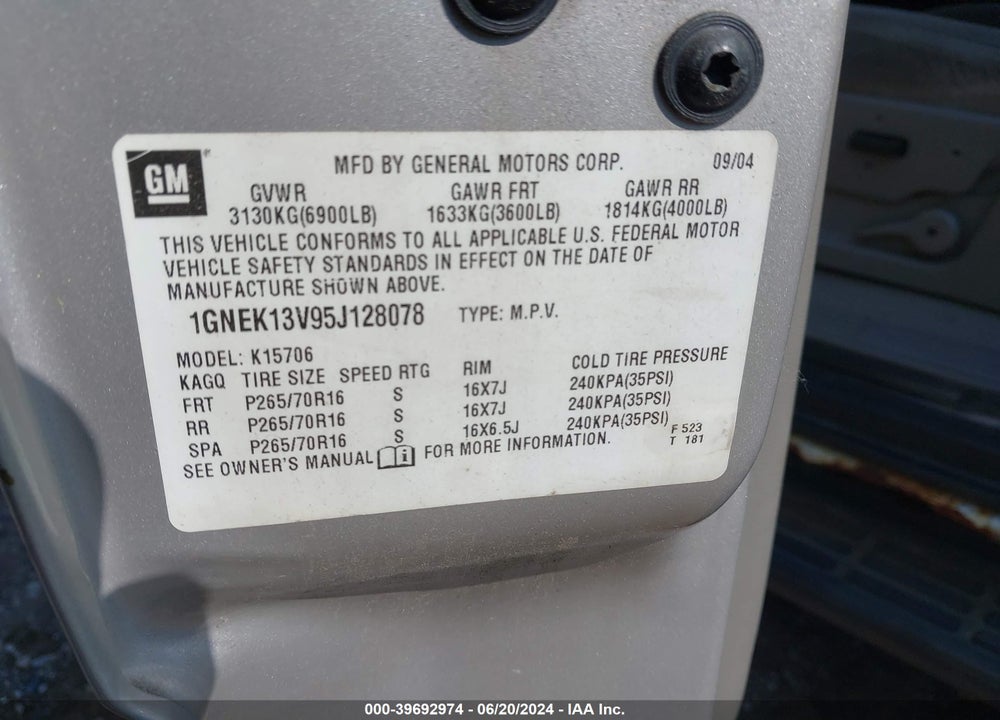 2005 CHEVROLET TAHOE LS VIN: 1GNEK13V95J128078