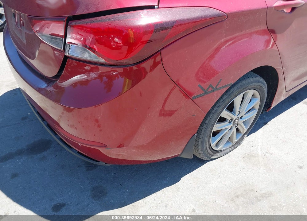 2015 HYUNDAI ELANTRA SE VIN: 5NPDH4AEXFH597858