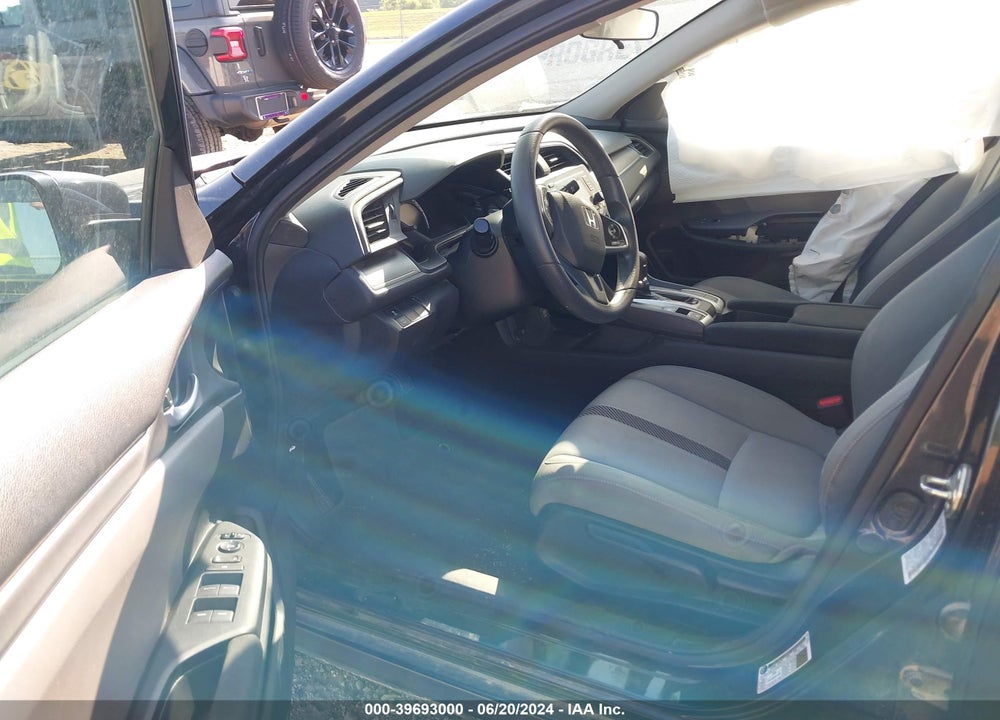 2017 HONDA CIVIC LX VIN: 19XFC2F51HE011639