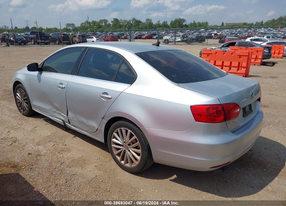 2014 VOLKSWAGEN JETTA 1.8T SEL VIN: 3VWL07AJ4EM423730