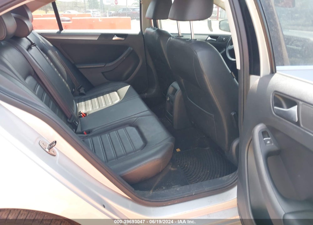 2014 VOLKSWAGEN JETTA 1.8T SEL VIN: 3VWL07AJ4EM423730