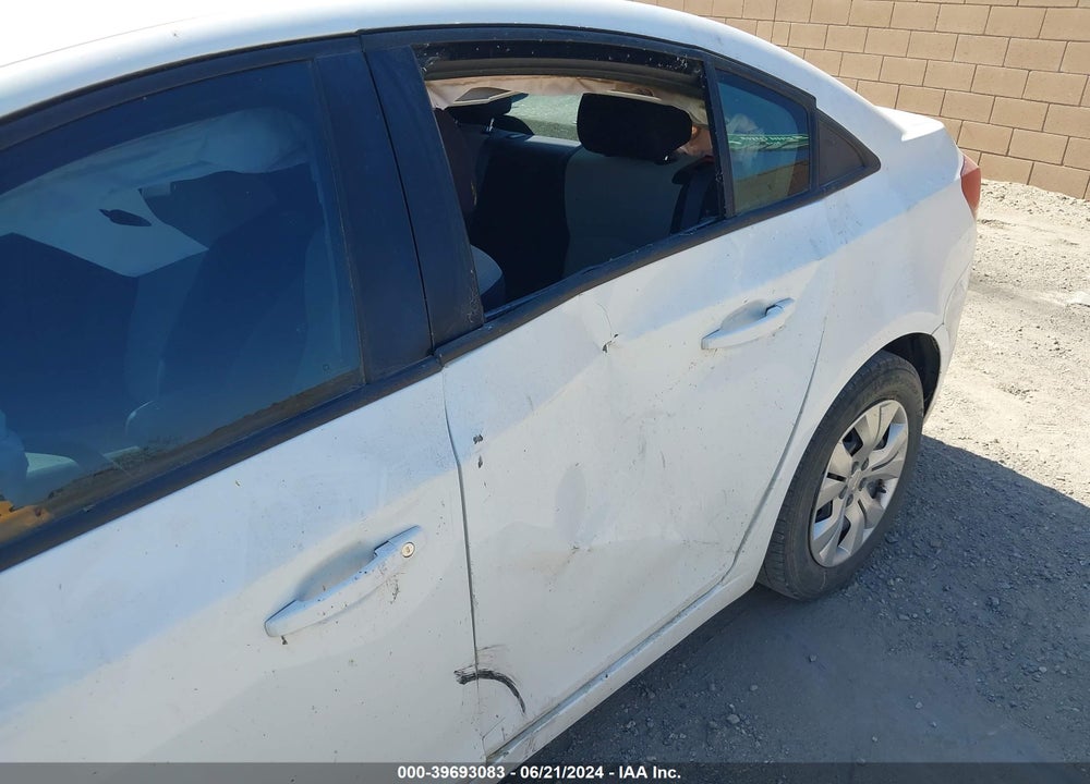 2015 CHEVROLET CRUZE LS AUTO VIN: 1G1PA5SG9F7208146