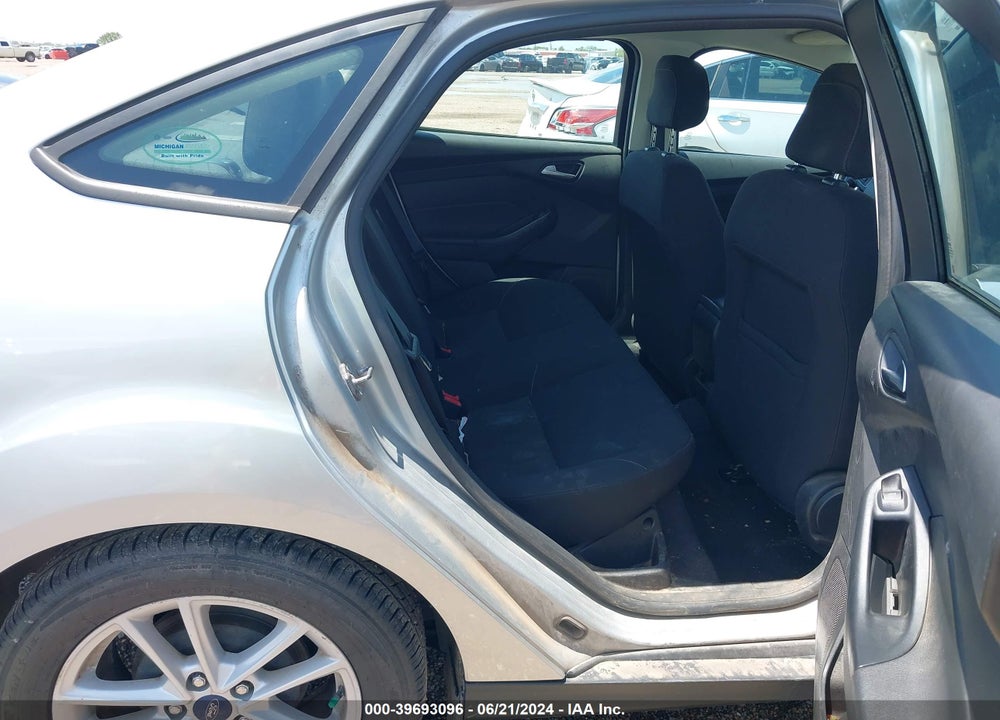 2018 FORD FOCUS SE VIN: 1FADP3F25JL259144