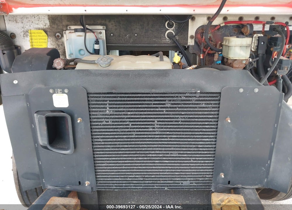 2016 FREIGHTLINER CHASSIS M LINE WALK-IN VAN VIN: 4UZAARDU4GCHN0155