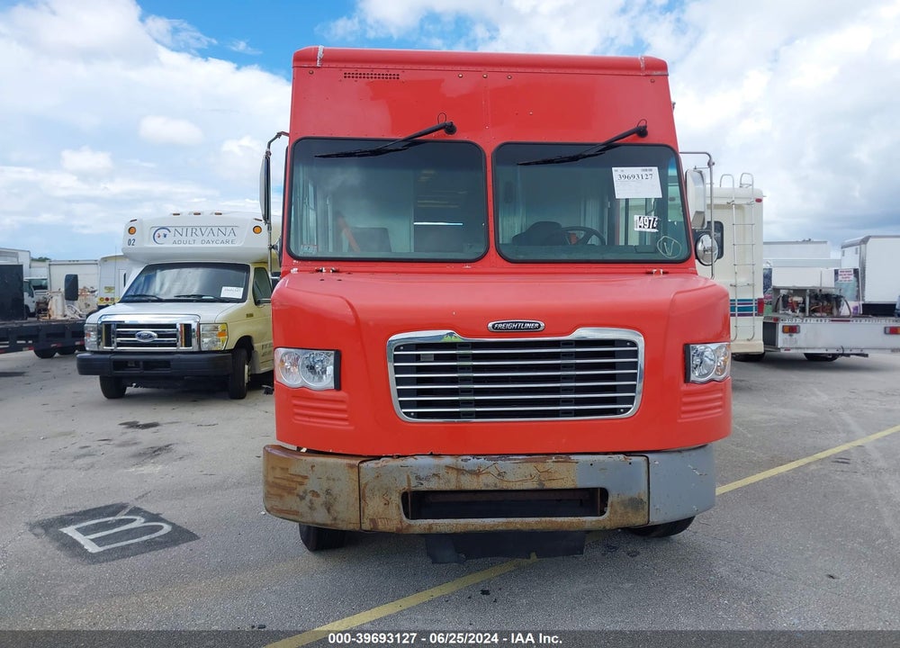2016 FREIGHTLINER CHASSIS M LINE WALK-IN VAN VIN: 4UZAARDU4GCHN0155