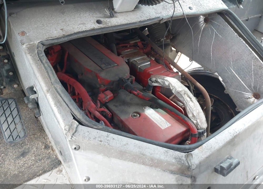 2016 FREIGHTLINER CHASSIS M LINE WALK-IN VAN VIN: 4UZAARDU4GCHN0155