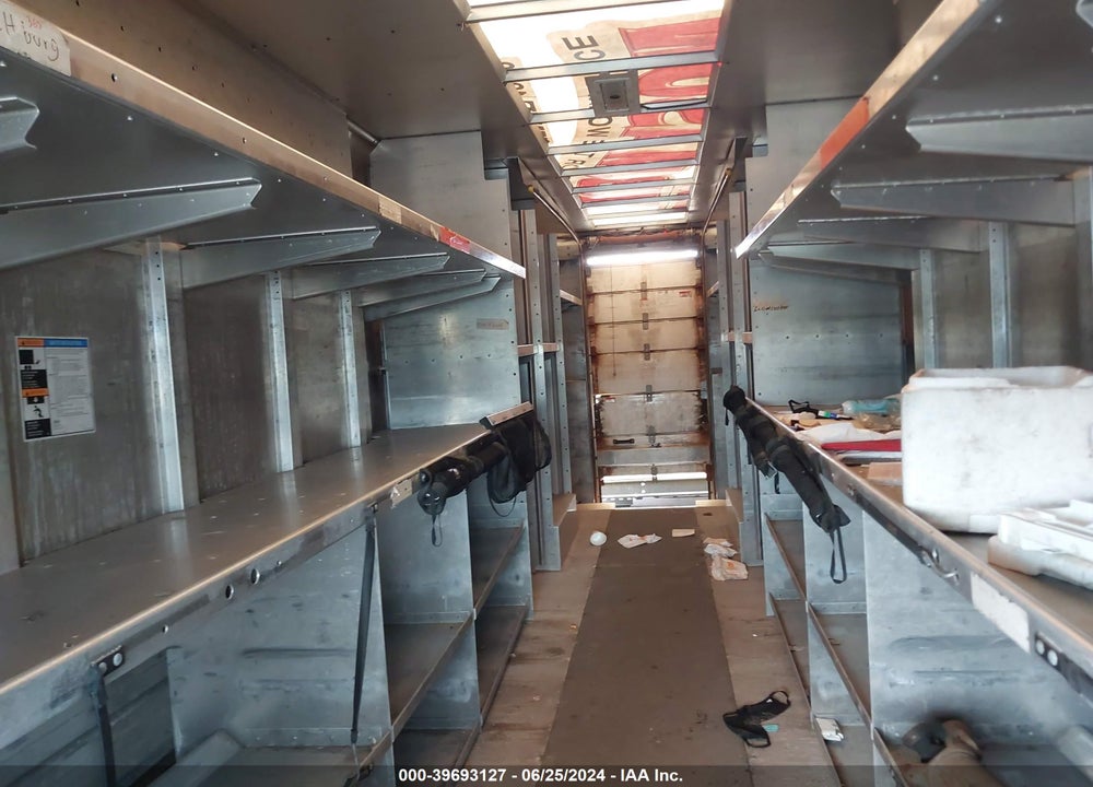 2016 FREIGHTLINER CHASSIS M LINE WALK-IN VAN VIN: 4UZAARDU4GCHN0155