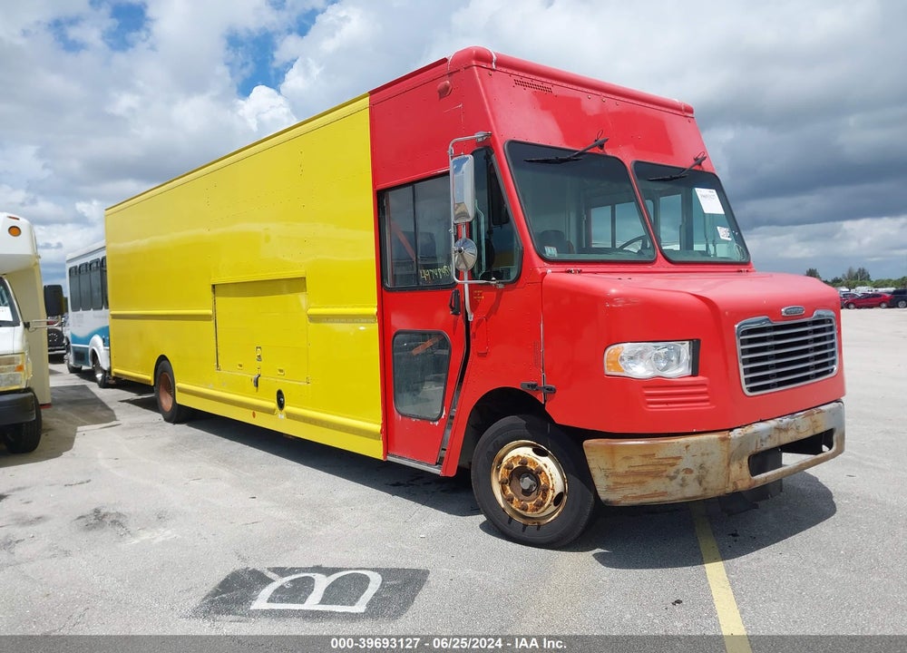 2016 FREIGHTLINER CHASSIS M LINE WALK-IN VAN VIN: 4UZAARDU4GCHN0155