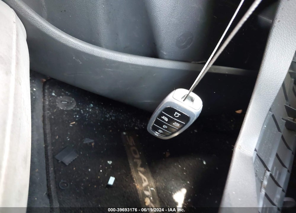 2023 HYUNDAI SONATA SEL VIN: KMHL64JAXPA295697