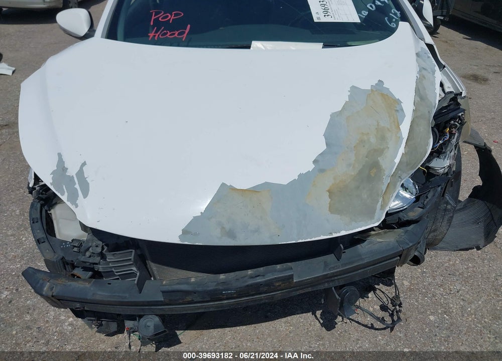 2014 HYUNDAI ELANTRA VIN: KMHDH6AH3EU026959
