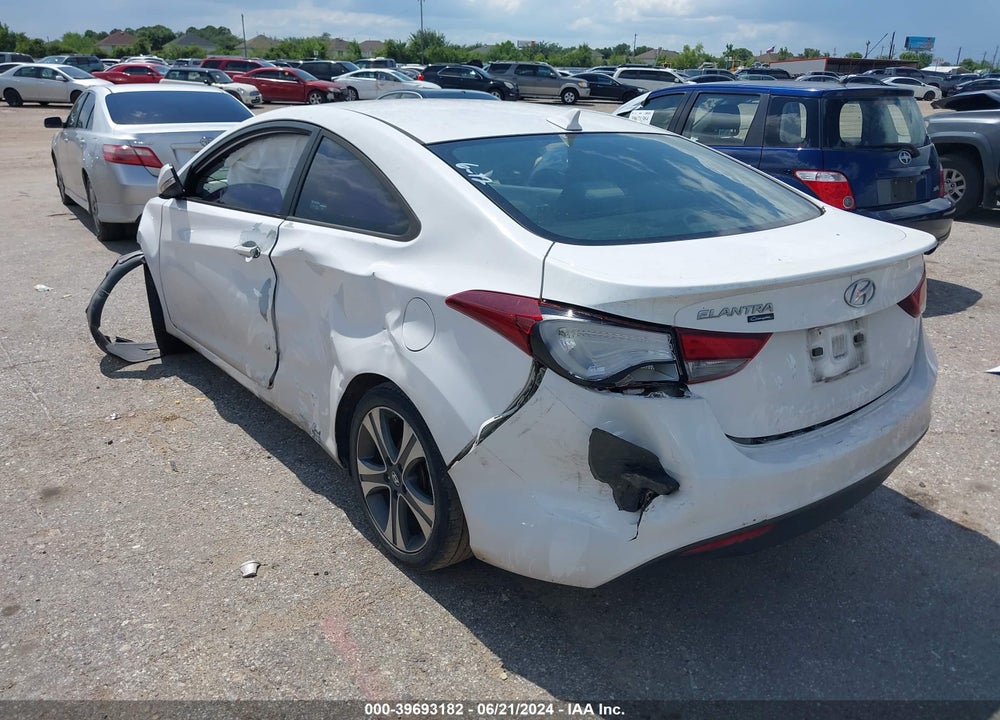 2014 HYUNDAI ELANTRA VIN: KMHDH6AH3EU026959