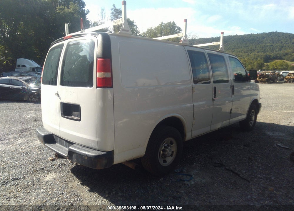 2015 CHEVROLET EXPRESS 2500 WORK VAN VIN: 1GCWGFCF9F1283705