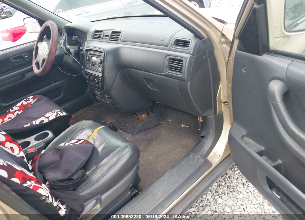 2000 HONDA CR-V SPECIAL EDITION VIN: JHLRD1879YC046846