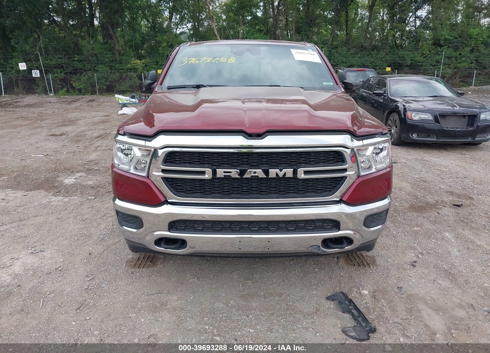 2024 RAM 1500 TRADESMAN 4X4 5'7 BOX VIN: 1C6SRFGT5RN168631