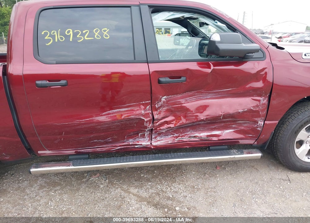 2024 RAM 1500 TRADESMAN 4X4 5'7 BOX VIN: 1C6SRFGT5RN168631