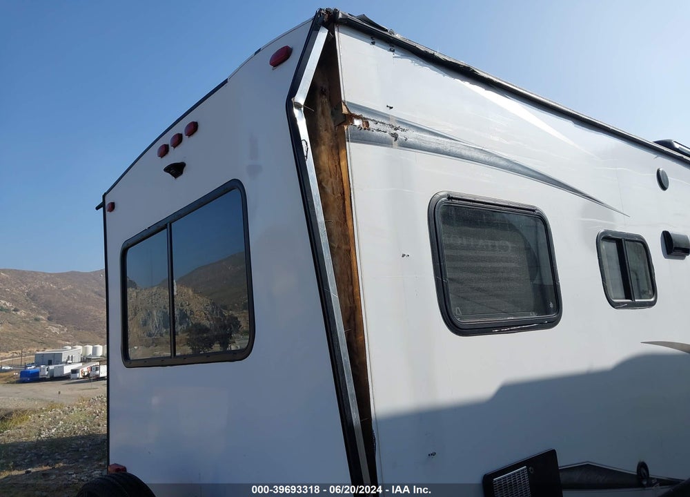 2021 CMN LIGHT 2515RL VIN: 4YDT25129MM936683
