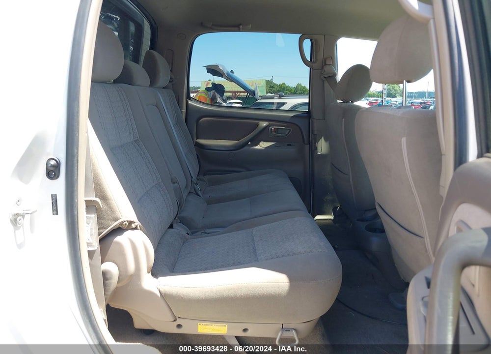 2006 TOYOTA TUNDRA SR5 V8 VIN: 5TBDT44126S549698