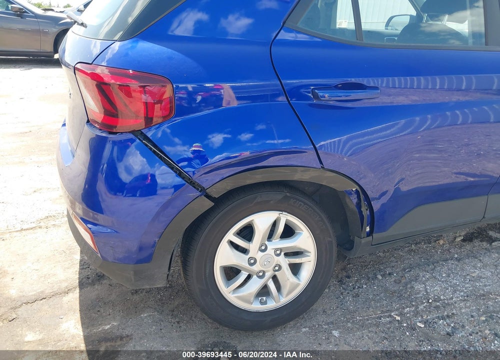 2024 HYUNDAI VENUE SE VIN: KMHRB8A38RU298677