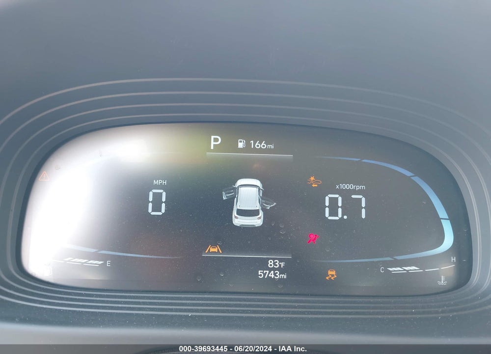 2024 HYUNDAI VENUE SE VIN: KMHRB8A38RU298677