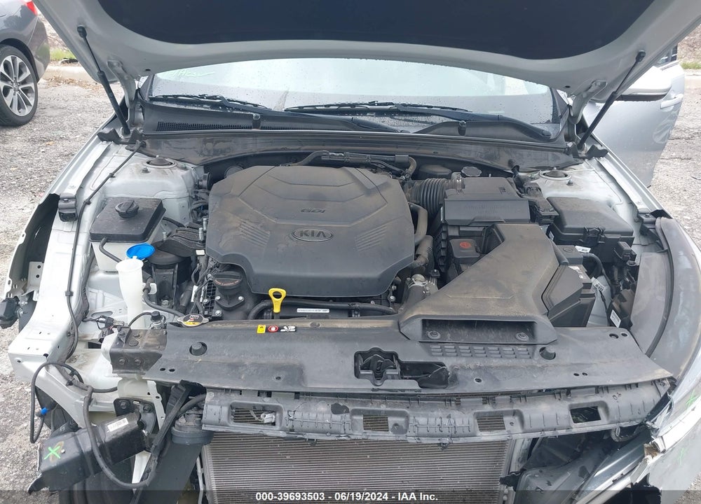 2017 KIA CADENZA PREMIUM VIN: KNALC4J17H5057620