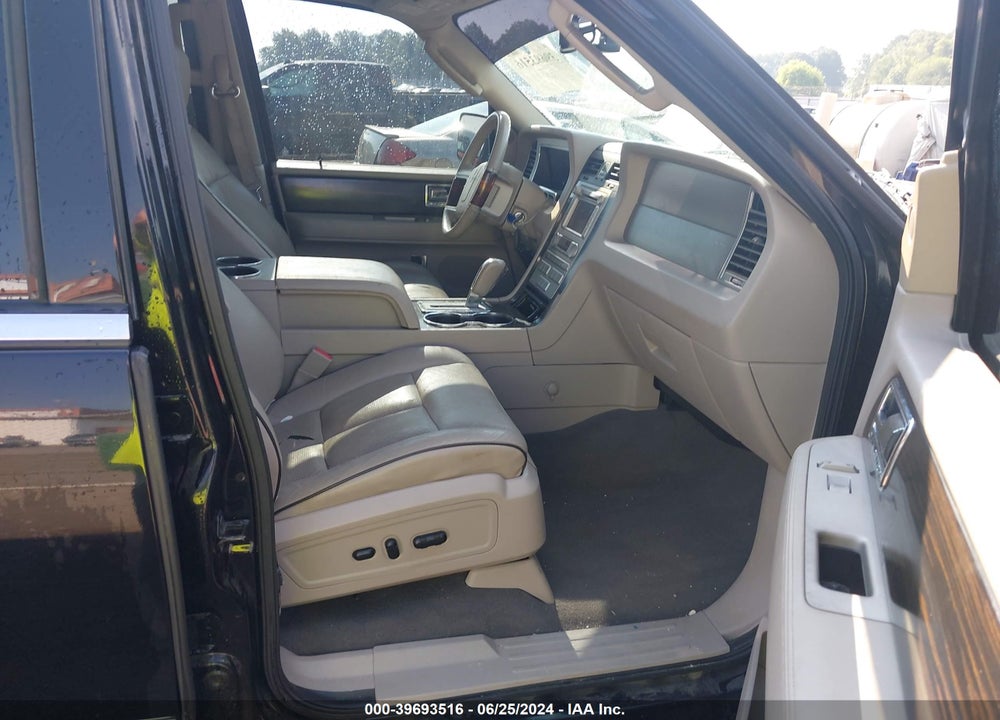 2007 LINCOLN NAVIGATOR ULTIMATE VIN: 5LMFU28507LJ07481