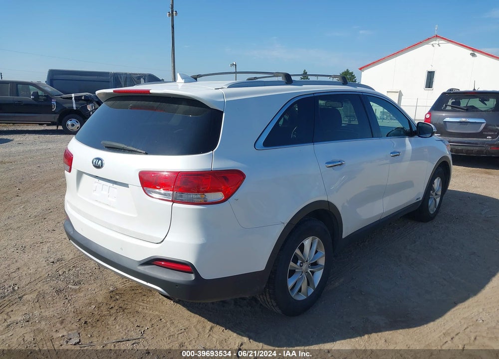 2016 KIA SORENTO 2.4L LX VIN: 5XYPGDA31GG108349