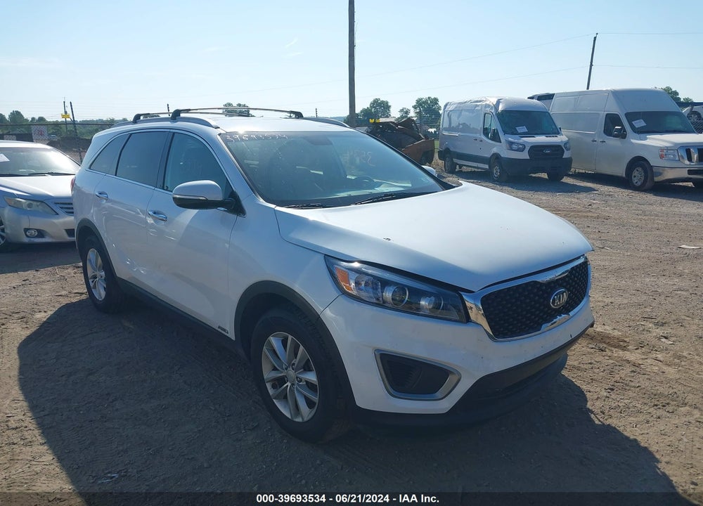2016 KIA SORENTO 2.4L LX VIN: 5XYPGDA31GG108349