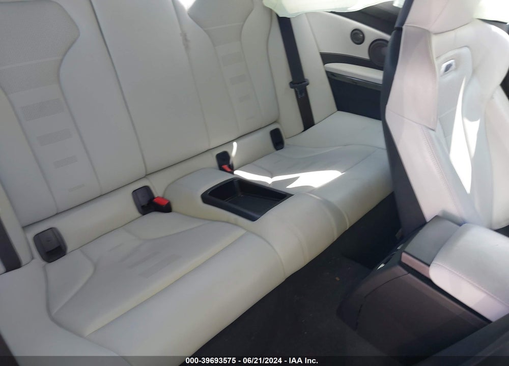 2017 BMW M4 VIN: WBS3R9C35HA014181