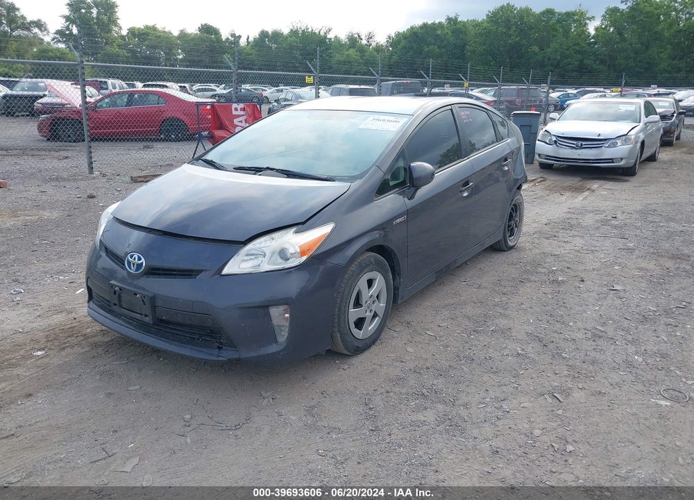 2013 TOYOTA PRIUS THREE VIN: JTDKN3DU1D5553810
