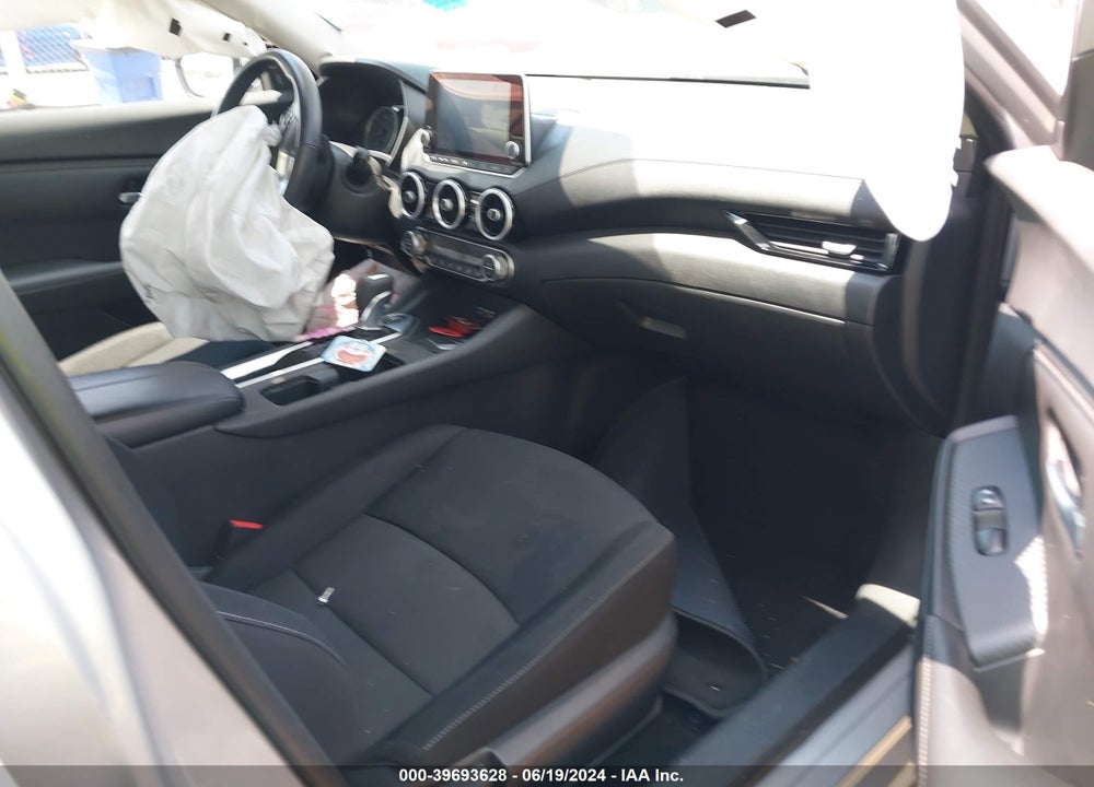 2021 NISSAN SENTRA SV XTRONIC CVT VIN: 3N1AB8CV9MY238402