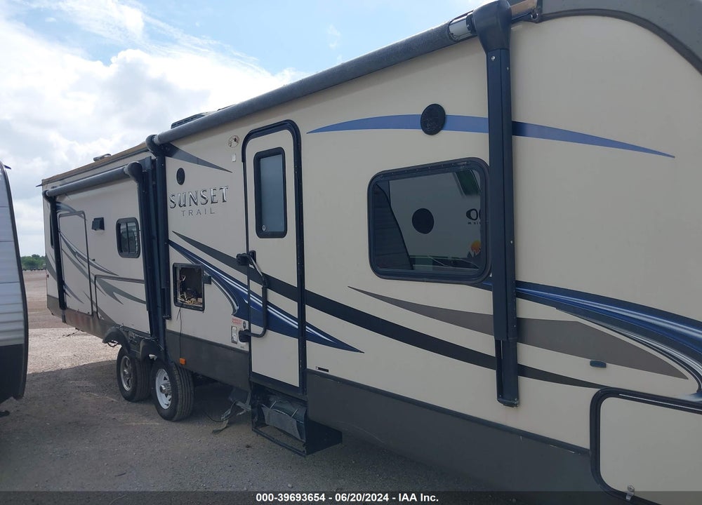 2014 CROSSROADS RV SUNSET TRAIL RESERVE VIN: 4V0TC3228EB023144