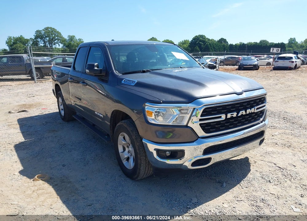 2022 RAM 1500 BIG HORN QUAD CAB 4X4 6'4 BOX VIN: 1C6RRFBG7NN287560