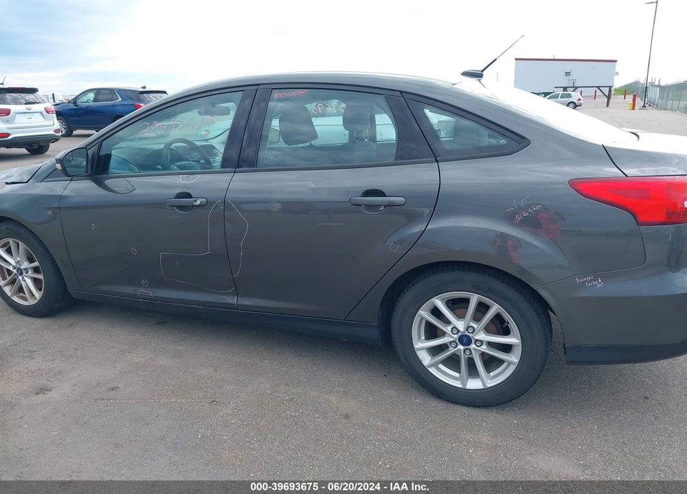 2015 FORD FOCUS SE VIN: 1FADP3F22FL376459