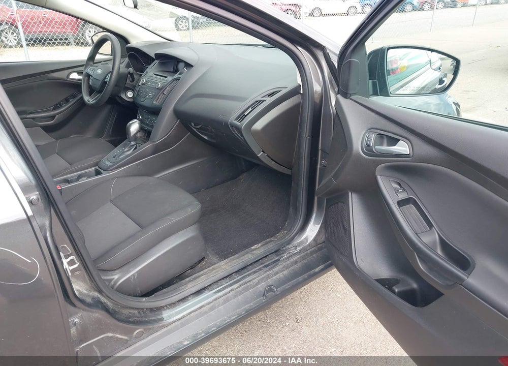 2015 FORD FOCUS SE VIN: 1FADP3F22FL376459