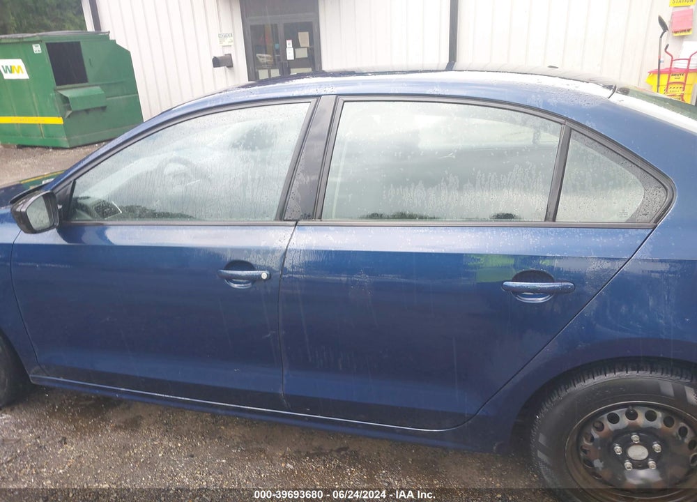 2014 VOLKSWAGEN JETTA 2.0L S VIN: 3VW2K7AJ9EM435314