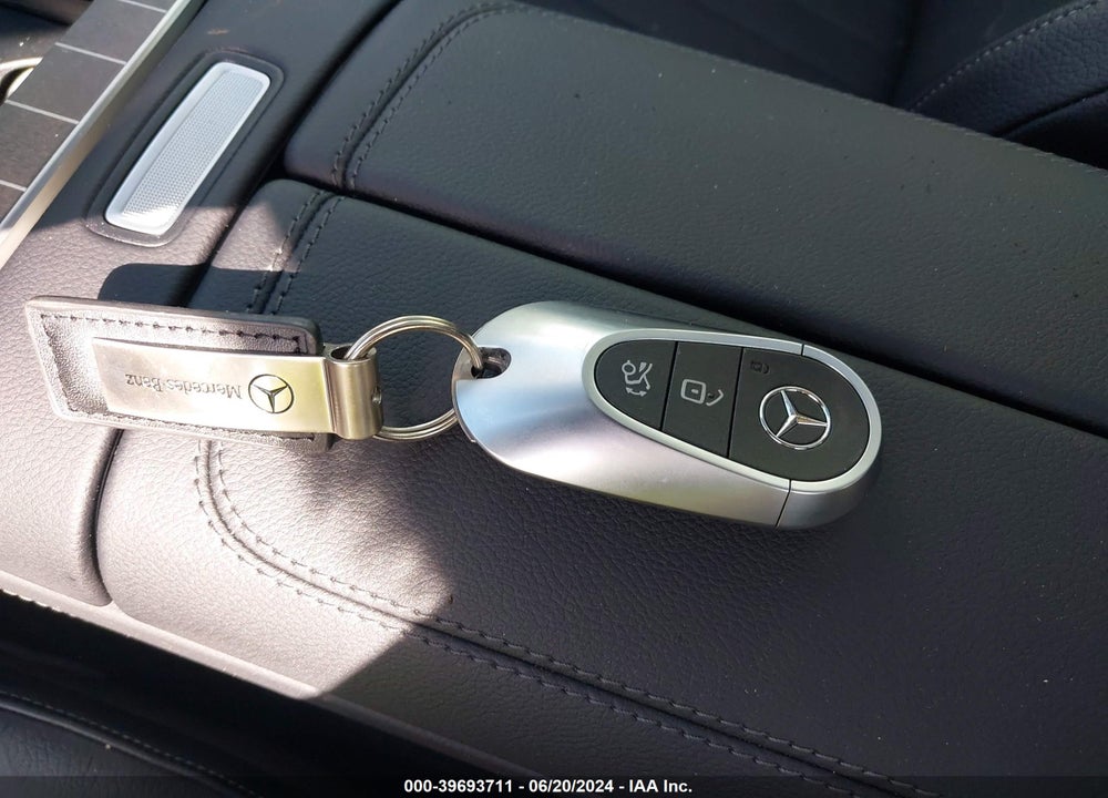2024 MERCEDES-BENZ E 350 VIN: W1KLF4HB2RA012186