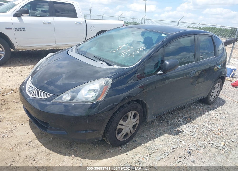 2010 HONDA FIT VIN: JHMGE8G2XAS016071