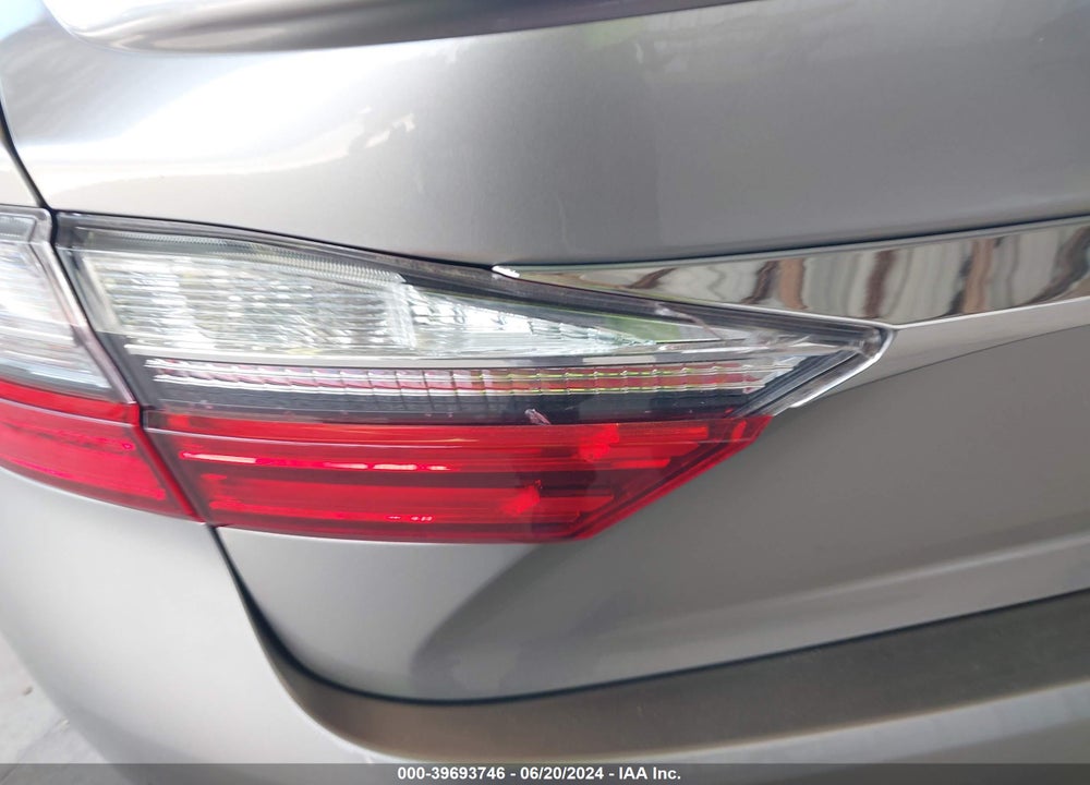 2017 LEXUS ES 350 VIN: 58ABK1GG2HU066697