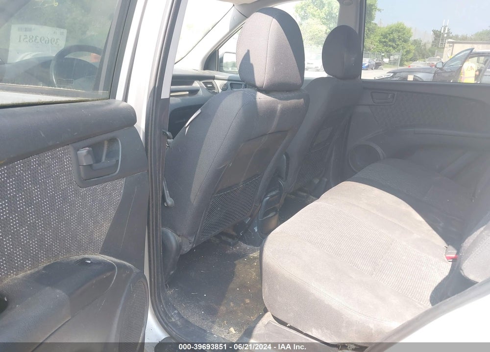 2008 KIA SPORTAGE LX VIN: KNDJF724087511478
